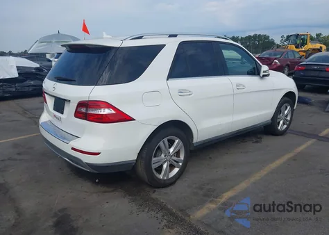 2015 Mercedes-Benz Ml 350 из США, поврежденный, VIN 4JGDA5JB5FA577696